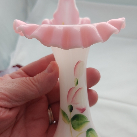 Fenton glass hand painted Rosalene floral jack in the pulpit vase - Picture 4 of 6